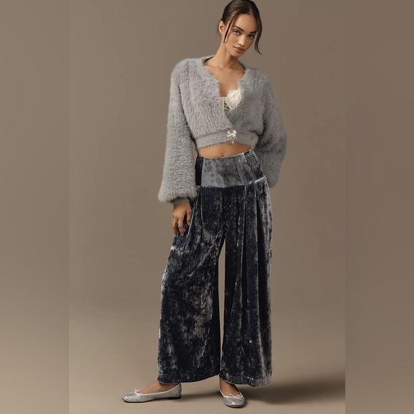 NWT! By Anthropologie Blue Crushed Velvet Wide-Leg Pull-On Pants - Large ☁️ - Picture 1 of 6
